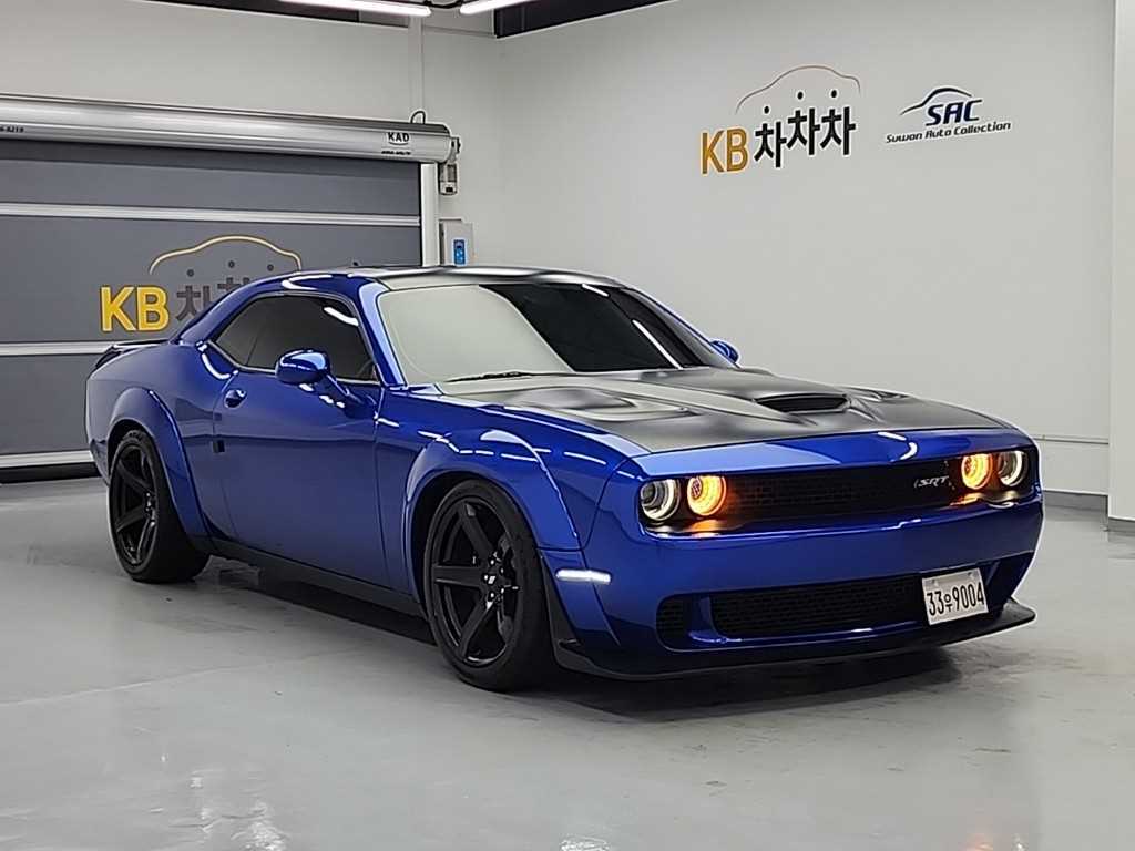 DODGE Challenger - Vista 4