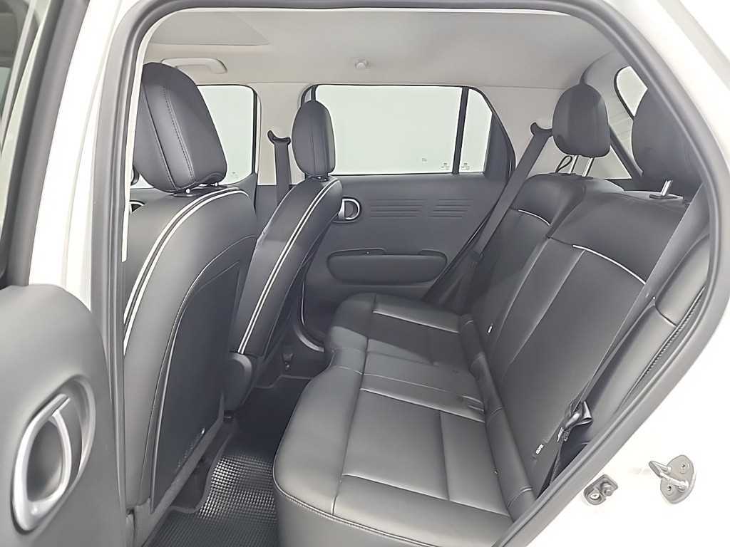 HYUNDAI Casper - Vista 12