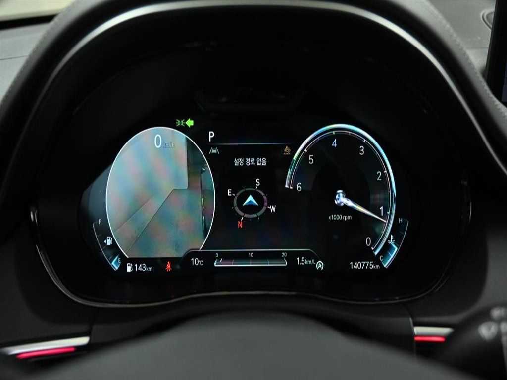 Genesis GV70 - Vista 8