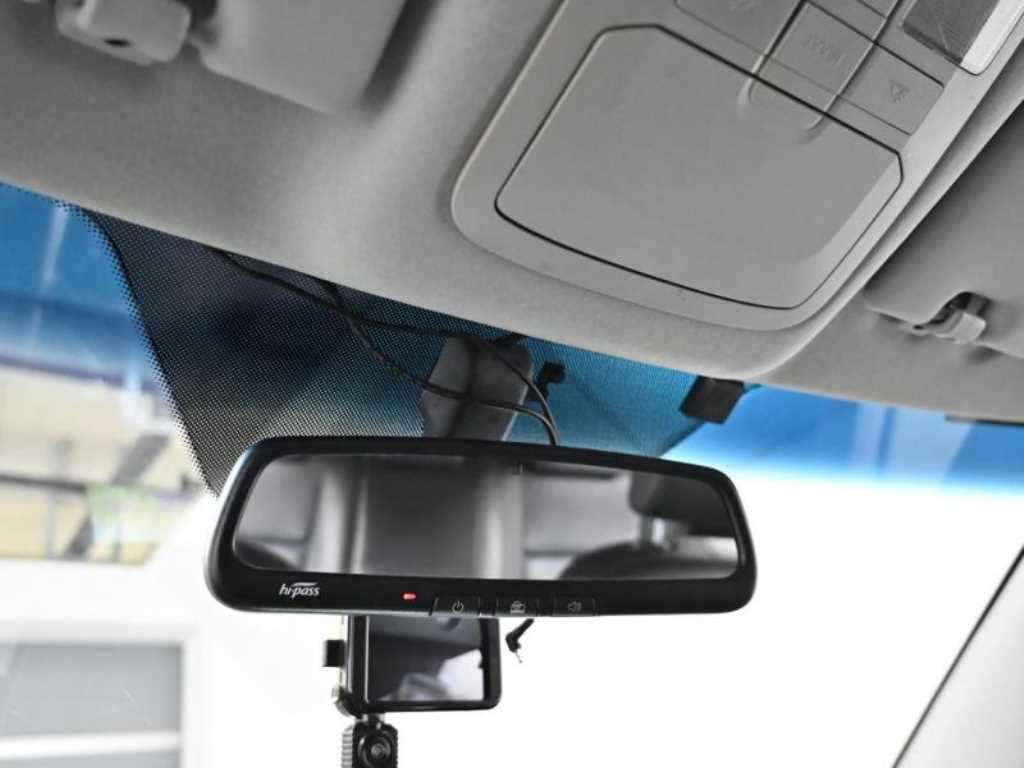 Ssangyong Tivoli 2016 Plateado - Importación desde Corea - HF Imports Iquique - Foto 18