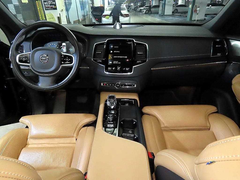 Volvo XC90 - Vista 10