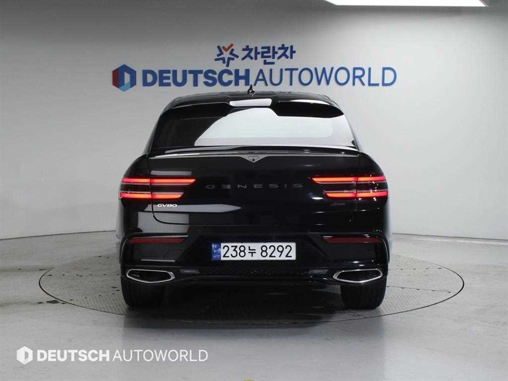 Genesis GV80 - Vista 4