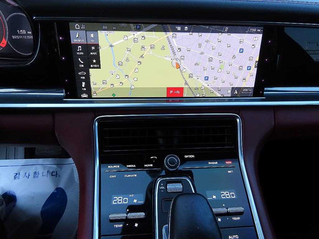 Porsche Panamera - Vista 12