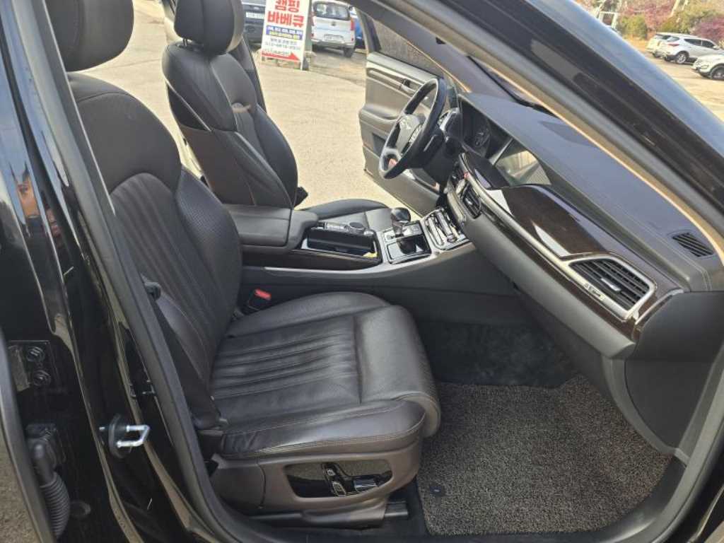 Genesis EQ900 - Vista 9