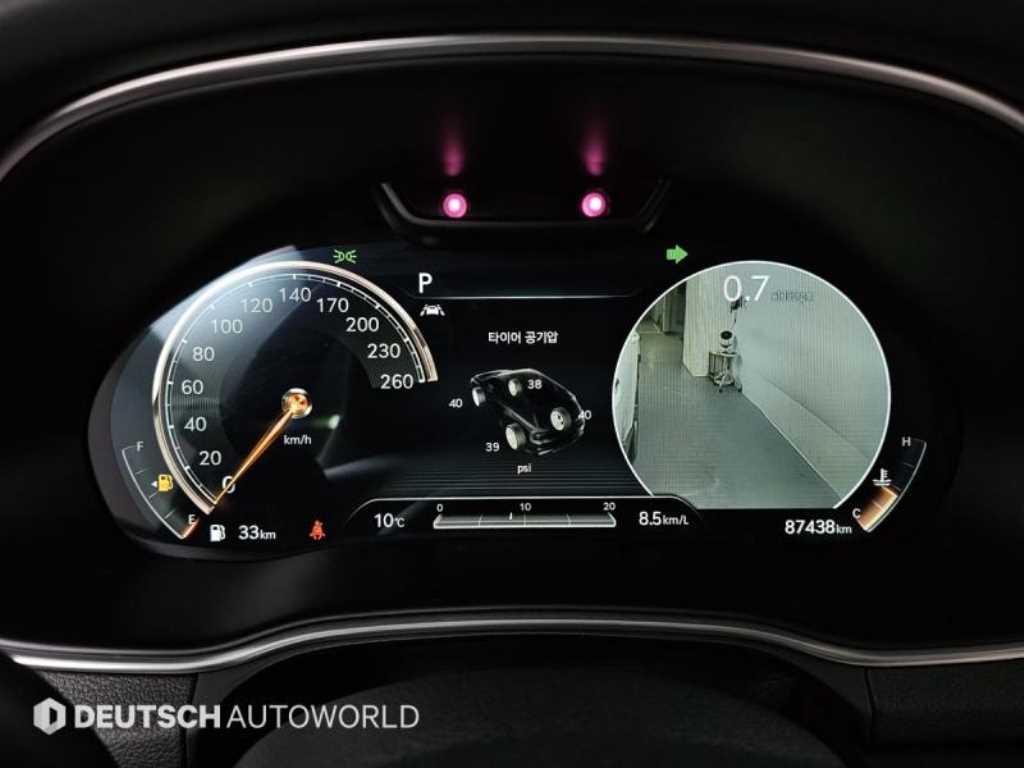 Genesis GV80 - Vista 8