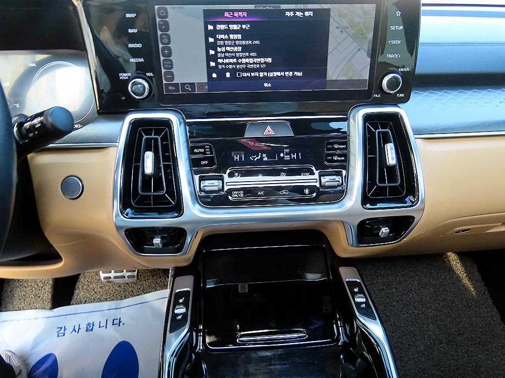 KIA Sorento - Vista 11