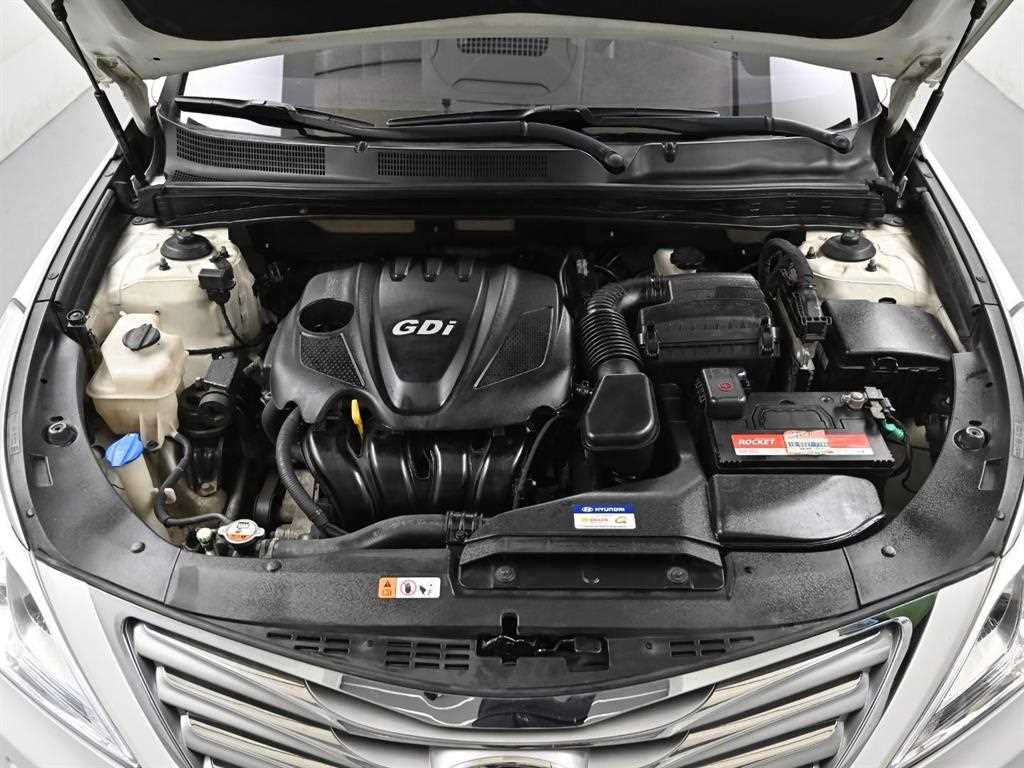 HYUNDAI Grandeur - Vista 6