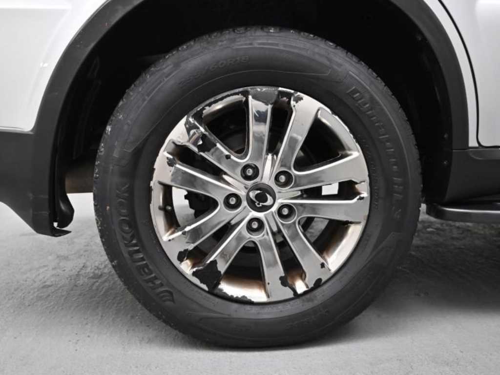 Ssangyong Rexton - Vista 5