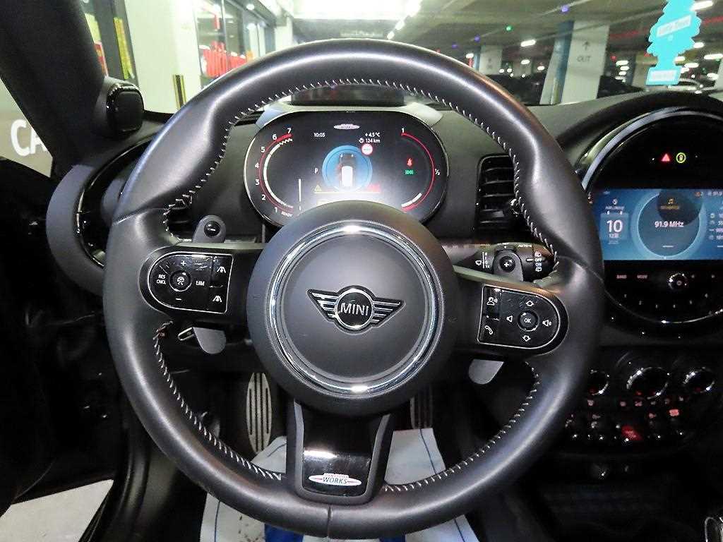 Mini Clubman - Vista 8