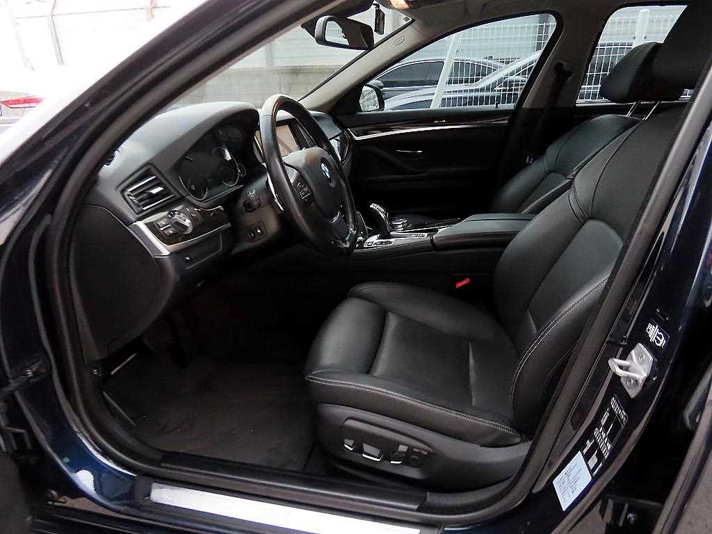 BMW 5 Series - Vista 5