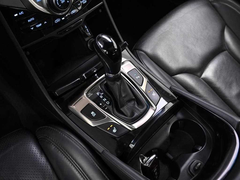 HYUNDAI Grandeur - Vista 9