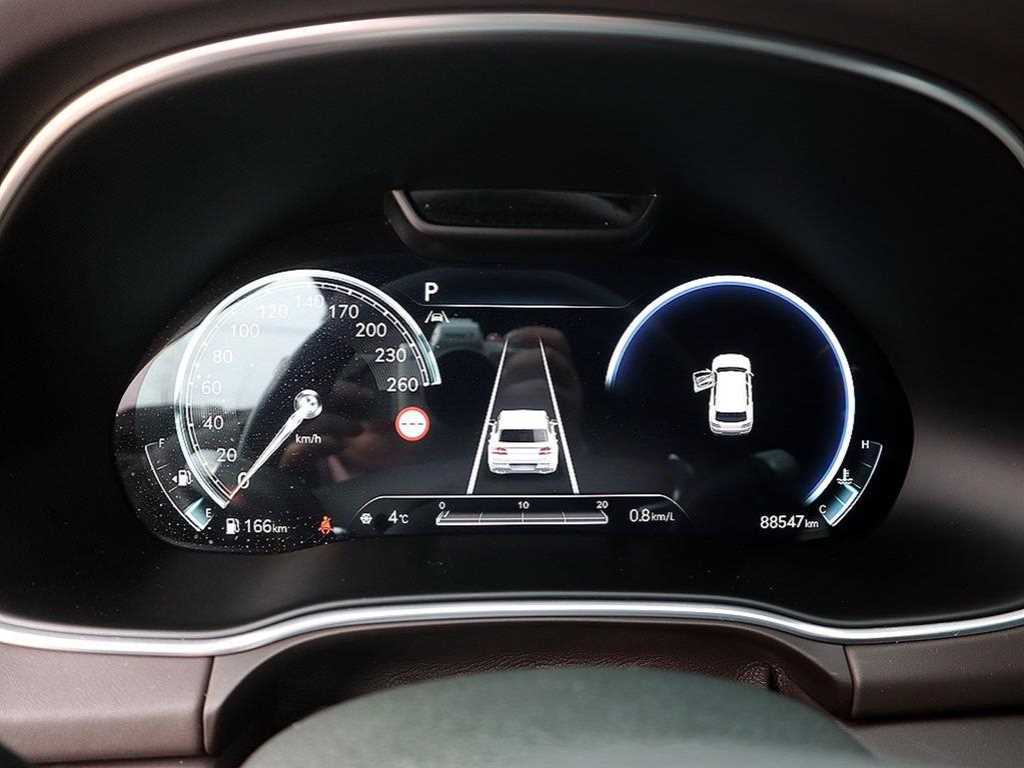 Genesis GV80 - Vista 9