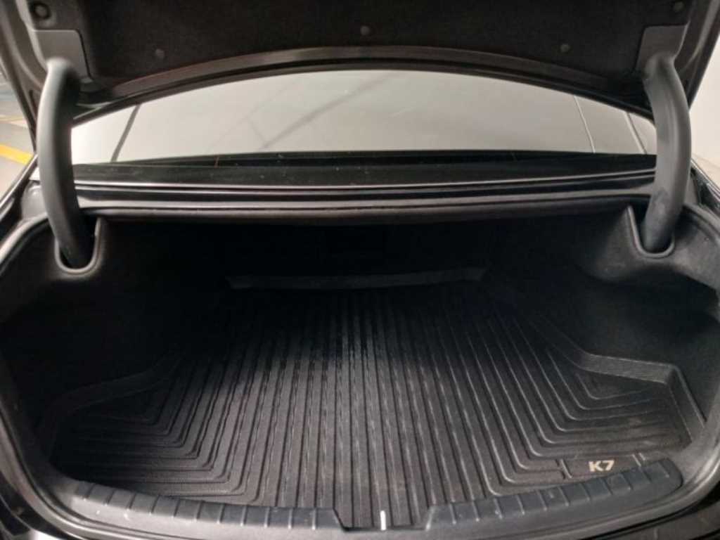 KIA K7 2017 Negro - Importación desde Corea - HF Imports Iquique - Foto 18