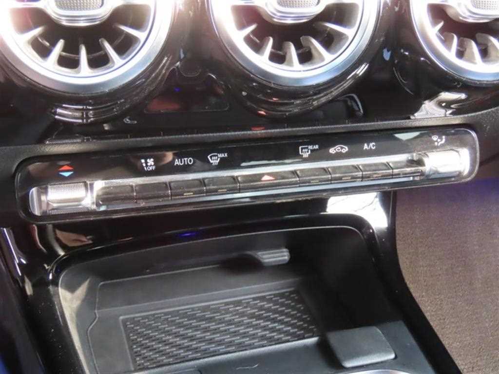 Mercedes Benz A Class - Vista 8