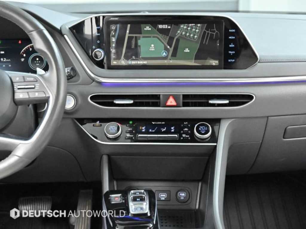 HYUNDAI Sonata - Vista 12