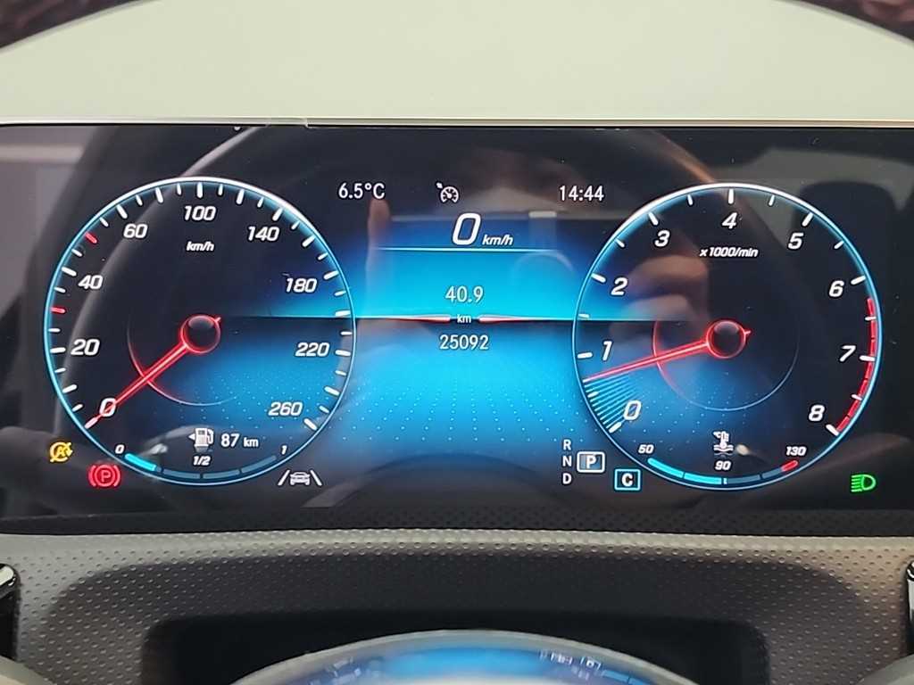 Mercedes Benz CLA Class - Vista 6