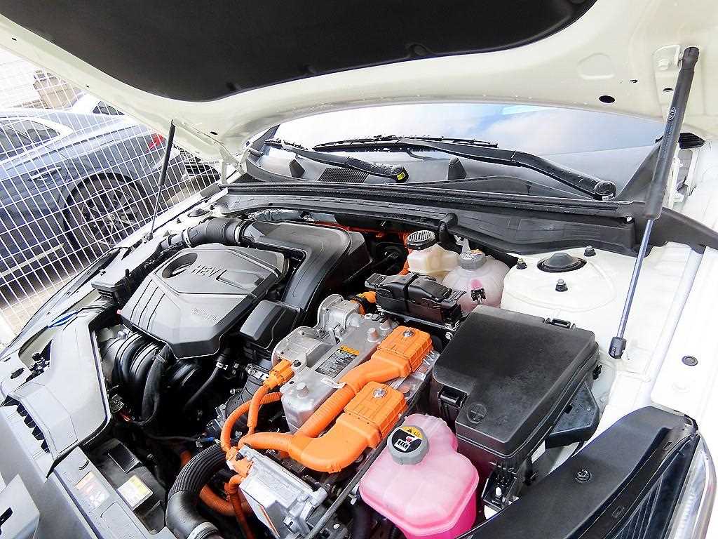 KIA K5 2023 Blanco - Importación desde Corea - HF Imports Iquique - Foto 19