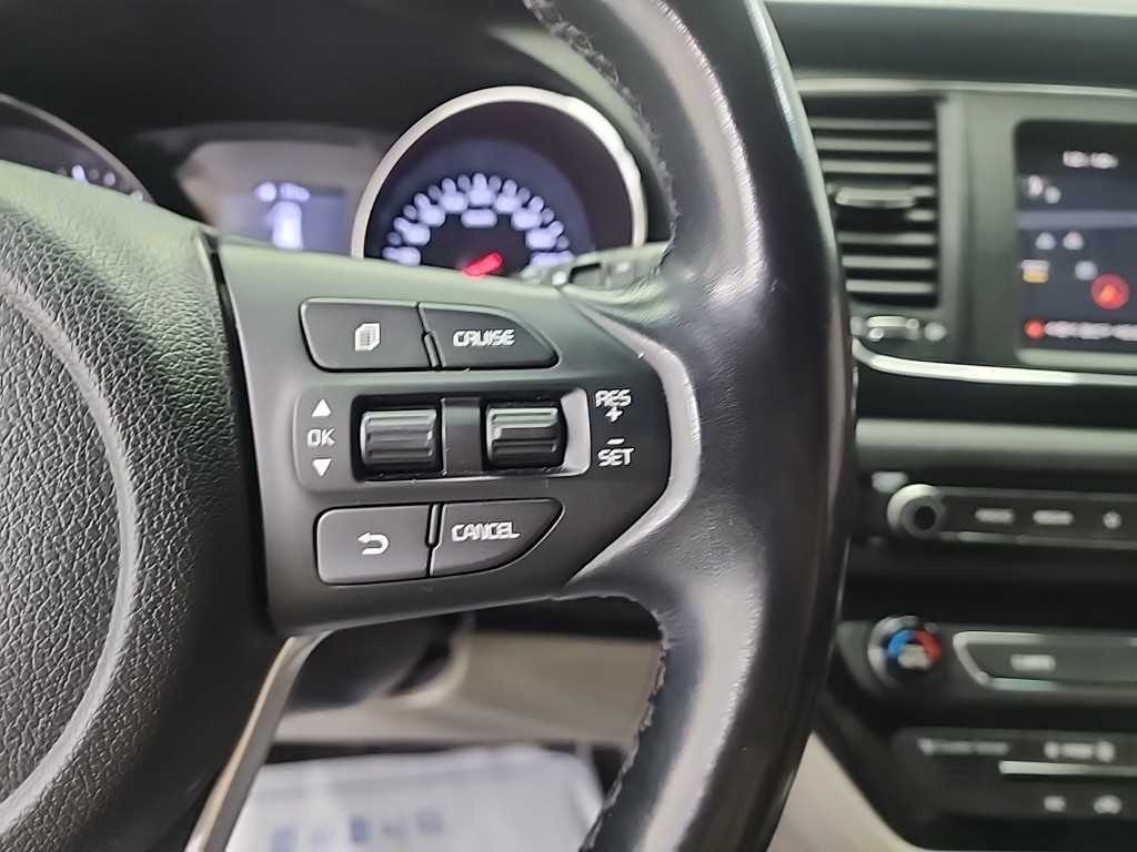 KIA Carnival 2019 Negro - Importación desde Corea - HF Imports Iquique - Foto 18