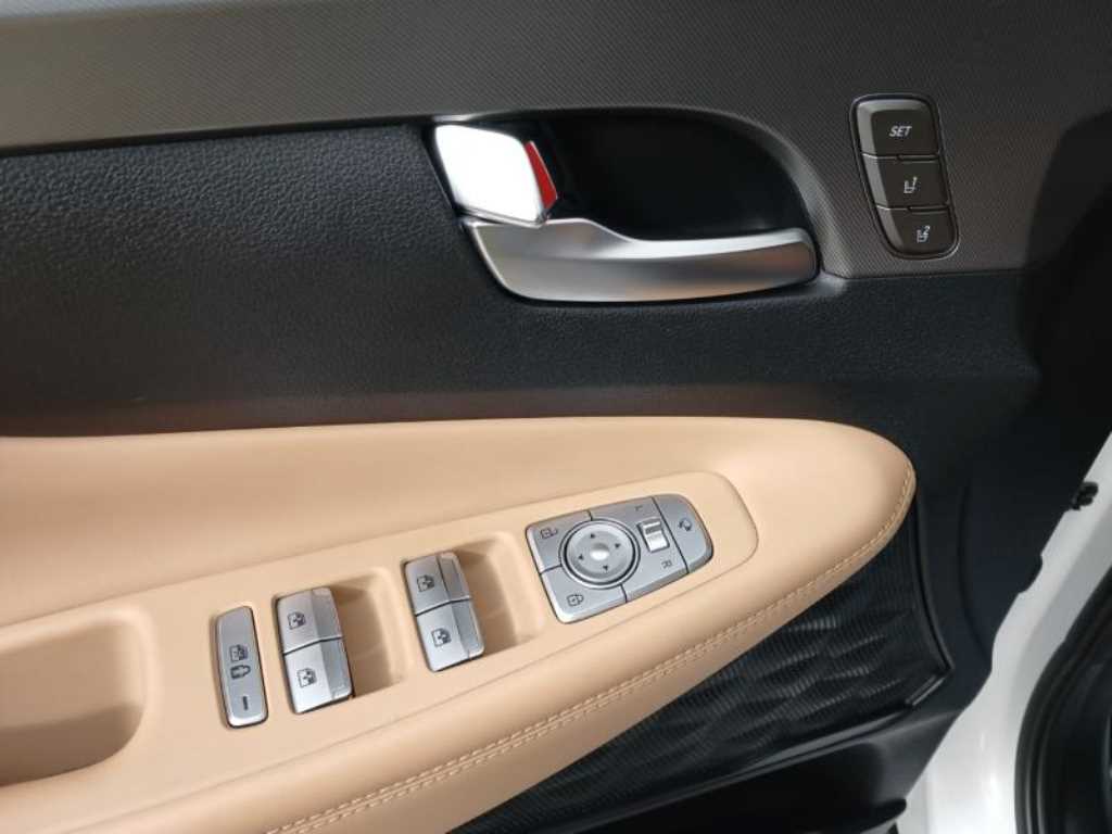 HYUNDAI Santa Fe - Vista 9