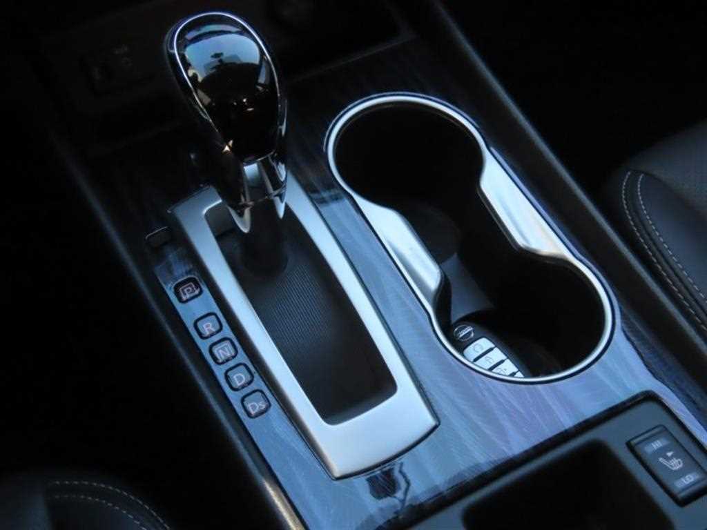 Nissan Altima - Vista 6