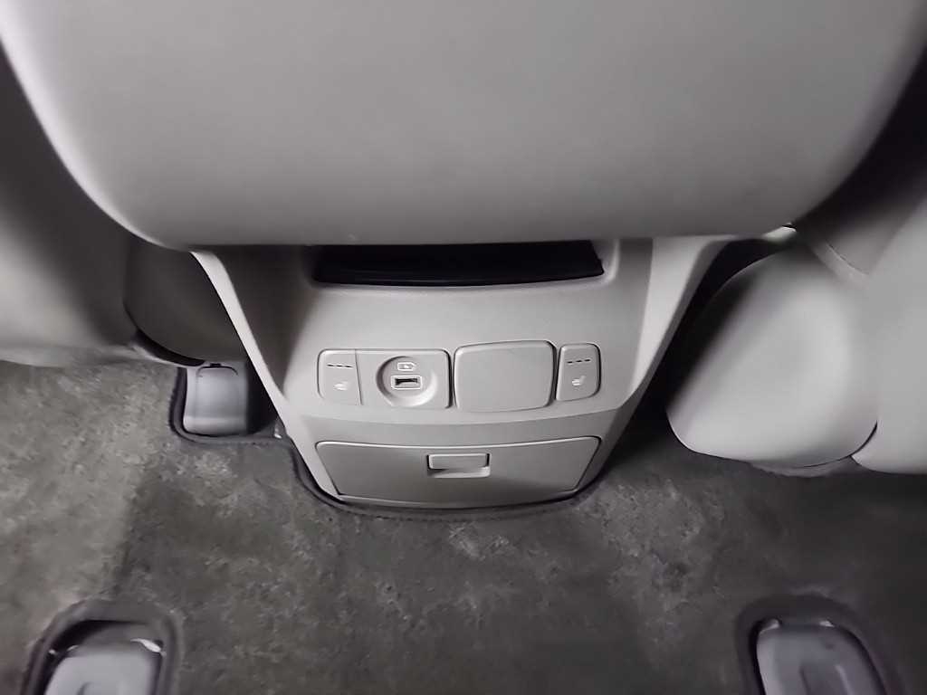 KIA Carnival 2019 Negro - Importación desde Corea - HF Imports Iquique - Foto 13