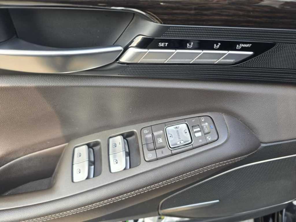 Genesis EQ900 - Vista 11