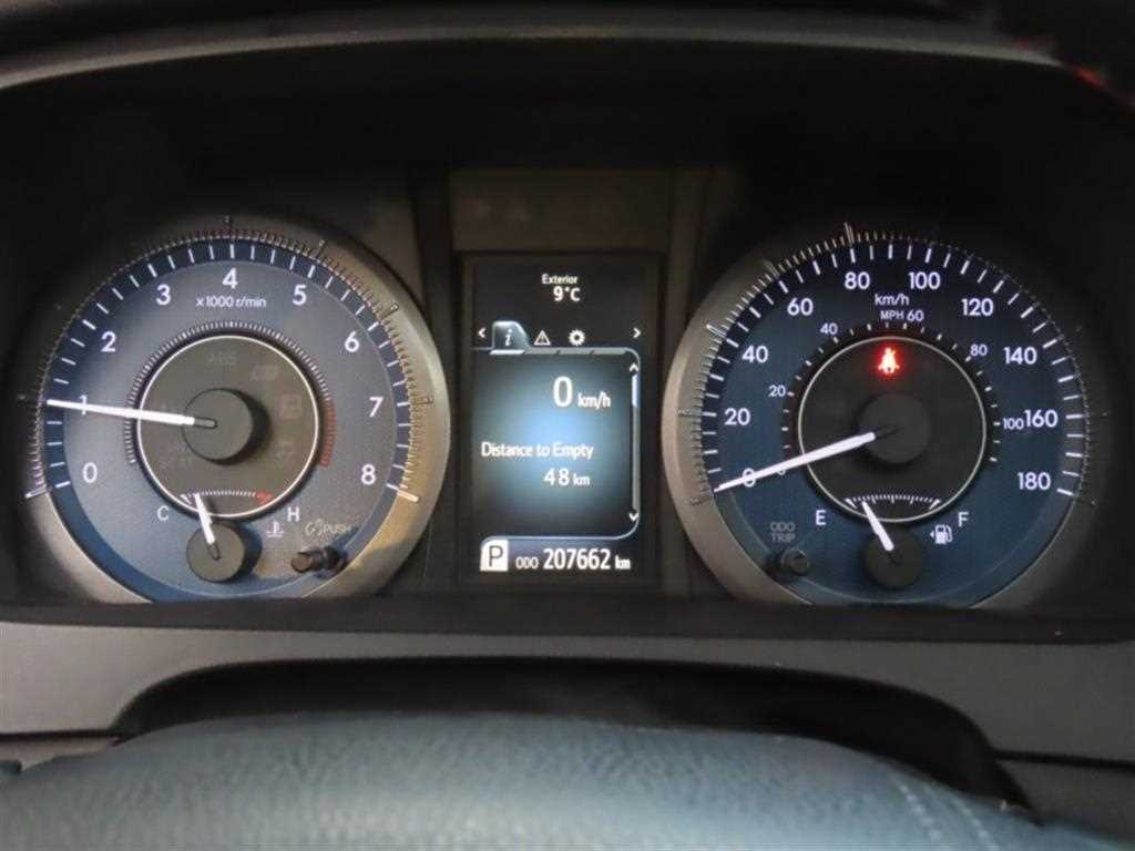 Toyota Siena - Vista 5