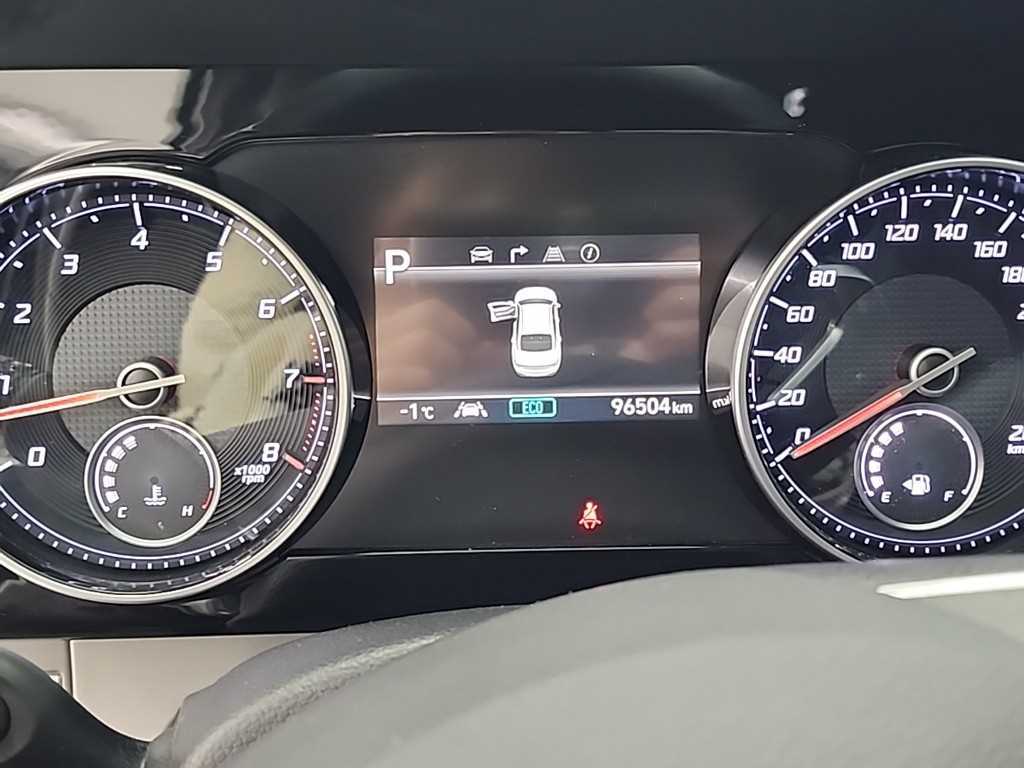 HYUNDAI Grandeur - Vista 6