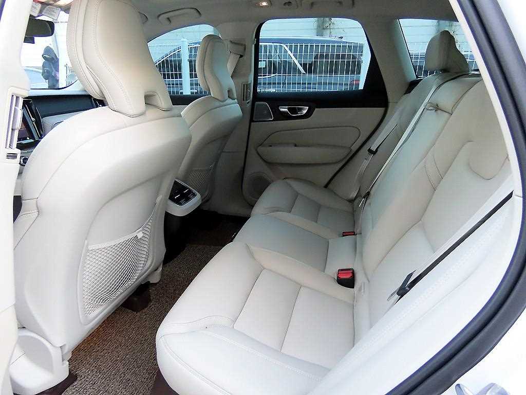 Volvo XC60 - Vista 6