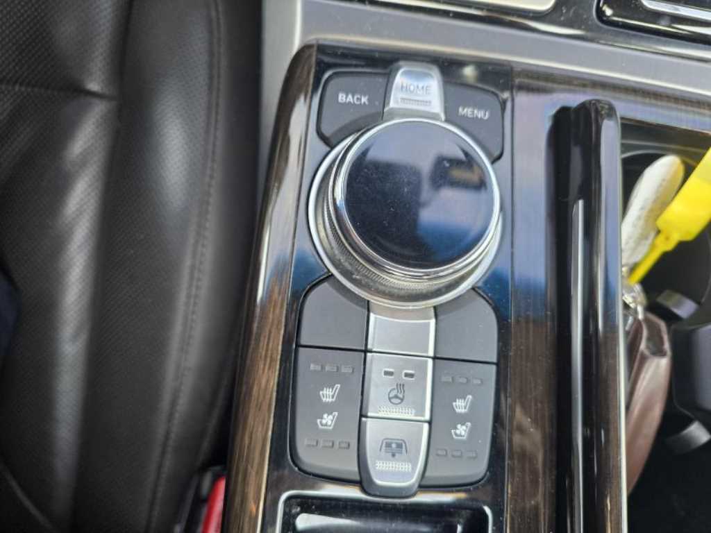 Genesis EQ900 2018 Negro - Importación desde Corea - HF Imports Iquique - Foto 18