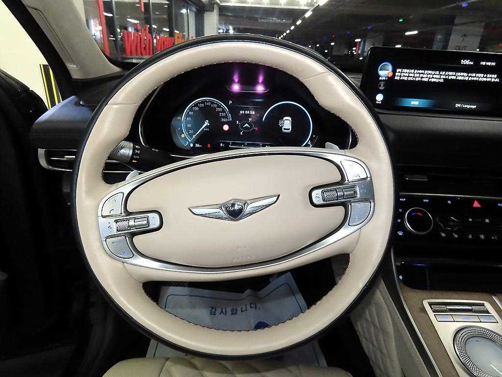 Genesis GV80 - Vista 8