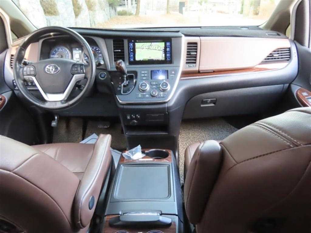 Toyota Siena 2017 Blanco - Importación desde Corea - HF Imports Iquique - Foto 15