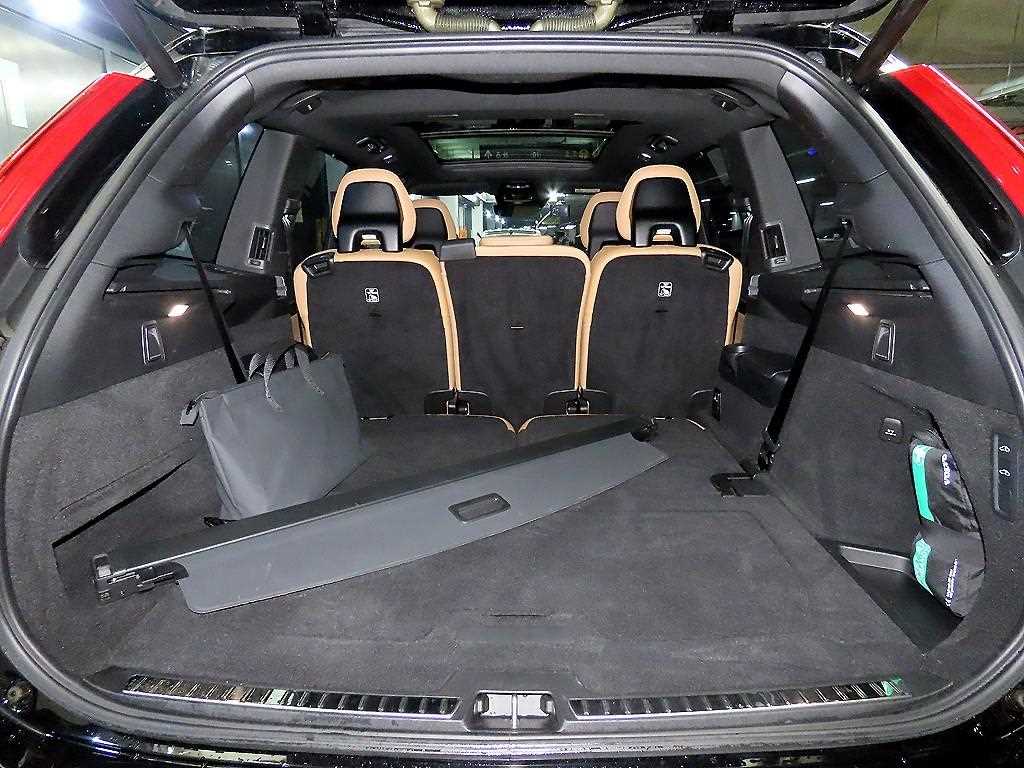 Volvo XC90 2021 Negro - Importación desde Corea - HF Imports Iquique - Foto 16