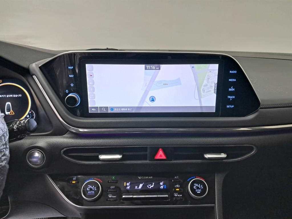 HYUNDAI Sonata - Vista 9