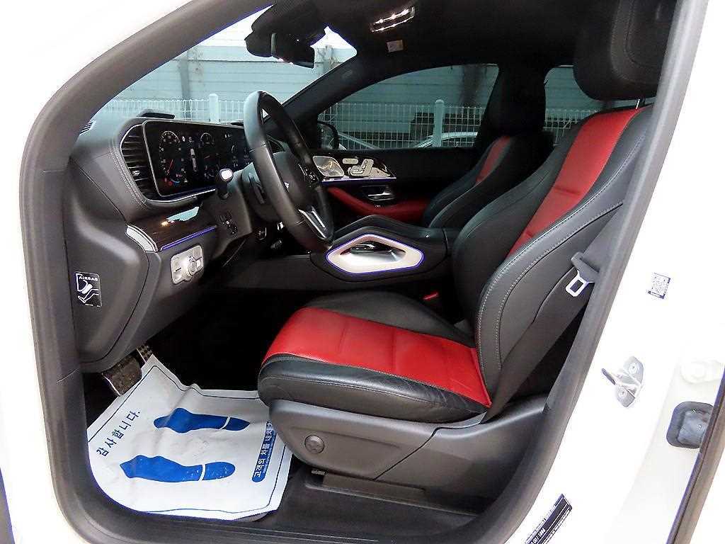 Mercedes Benz GLE Class - Vista 5