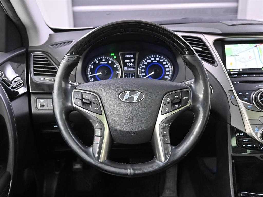 HYUNDAI Grandeur 2012 Blanco - Importación desde Corea - HF Imports Iquique - Foto 13