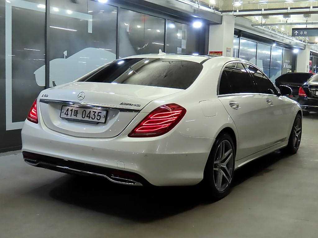 Mercedes Benz S Class - Vista 5