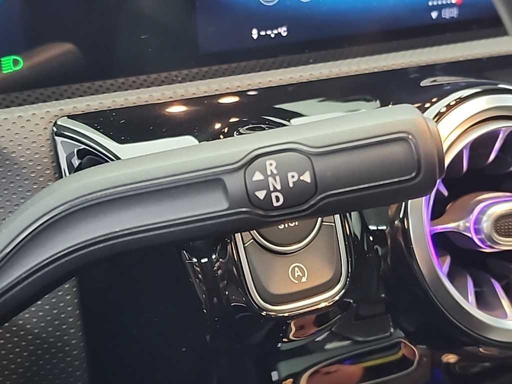 Mercedes Benz CLA Class - Vista 8