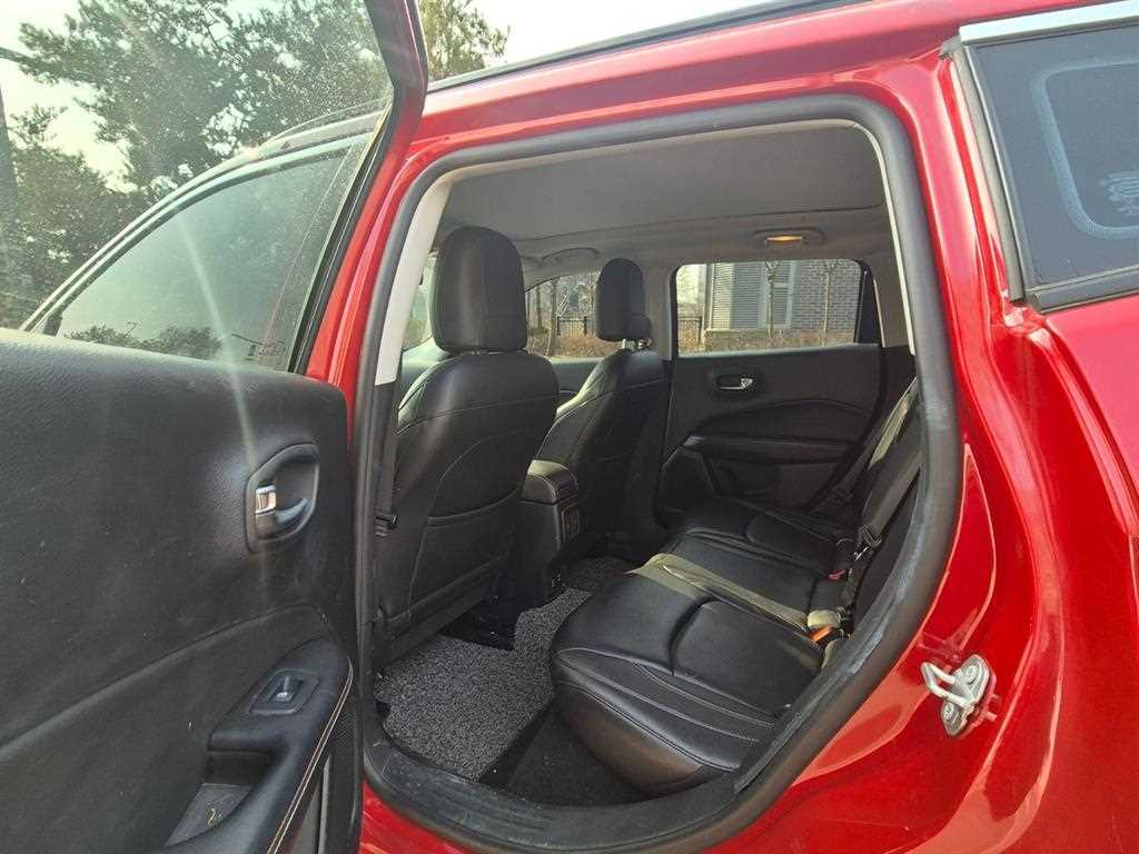 Jeep Compass - Vista 6