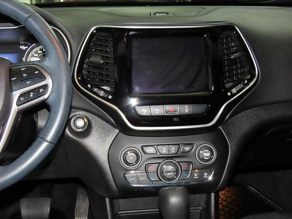 Jeep Cherokee - Vista 11