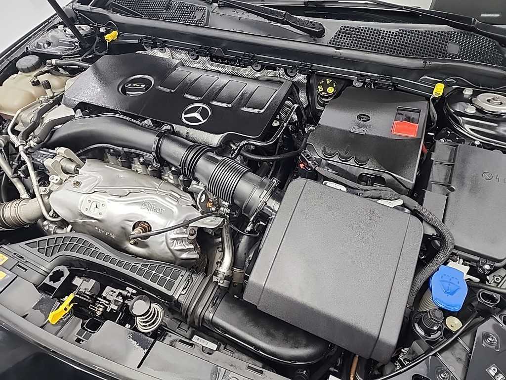 Mercedes Benz CLA Class - Vista 5