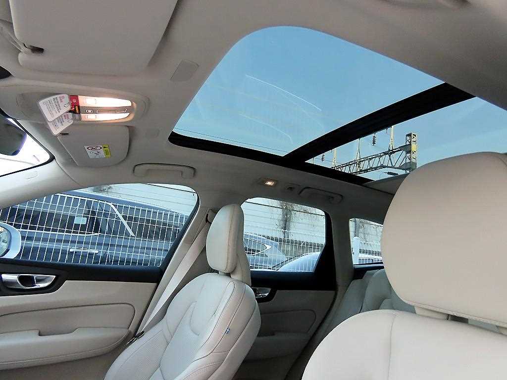 Volvo XC60 2024 Blanco - Importación desde Corea - HF Imports Iquique - Foto 16