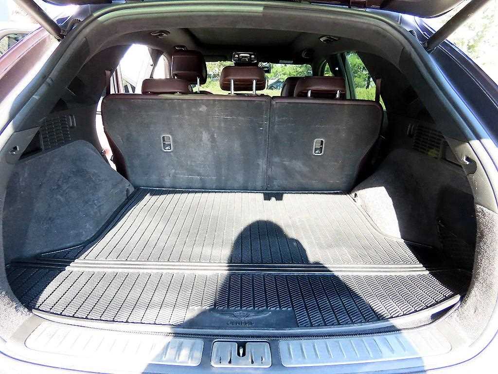 Genesis GV70 2021 Rojo - Importación desde Corea - HF Imports Iquique - Foto 16