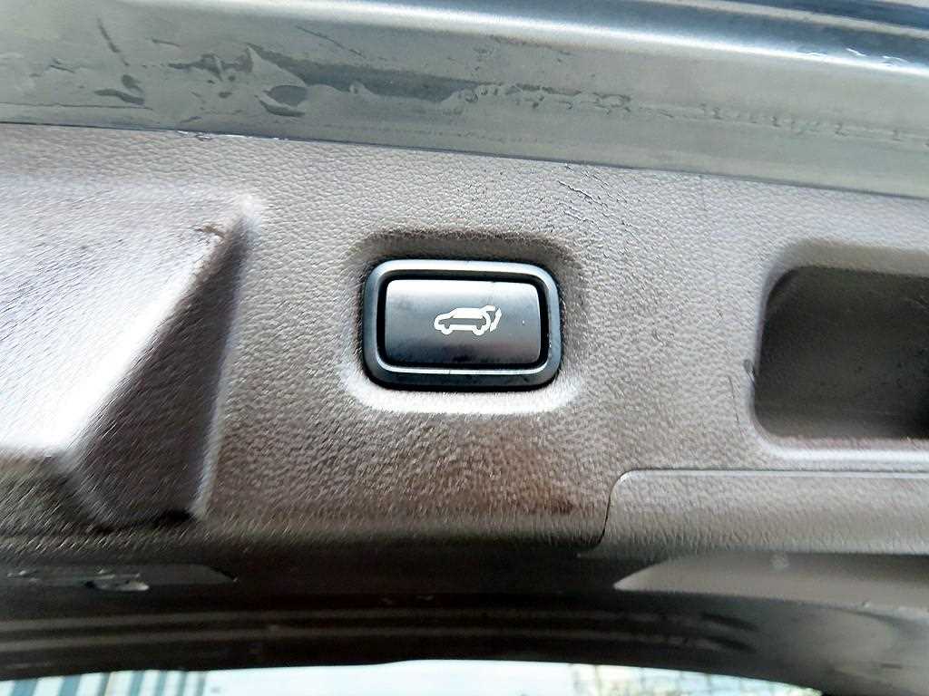 HYUNDAI Santa Fe 2019 Gris - Importación desde Corea - HF Imports Iquique - Foto 18