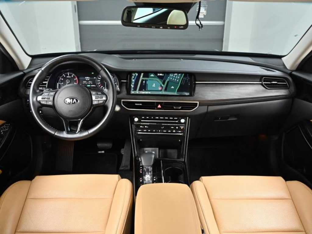 KIA K7 - Vista 5