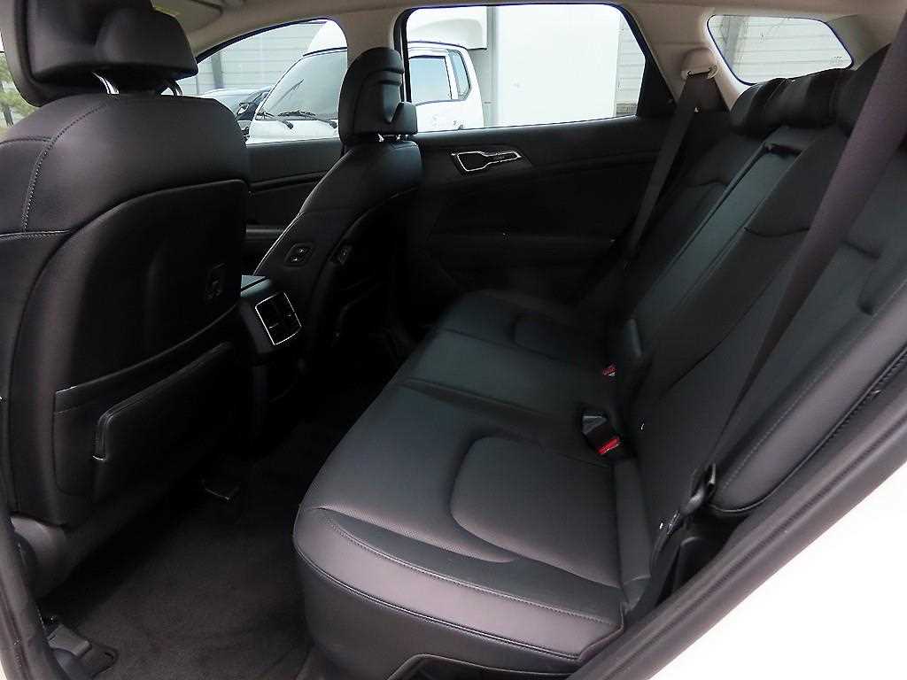 KIA Sportage - Vista 6