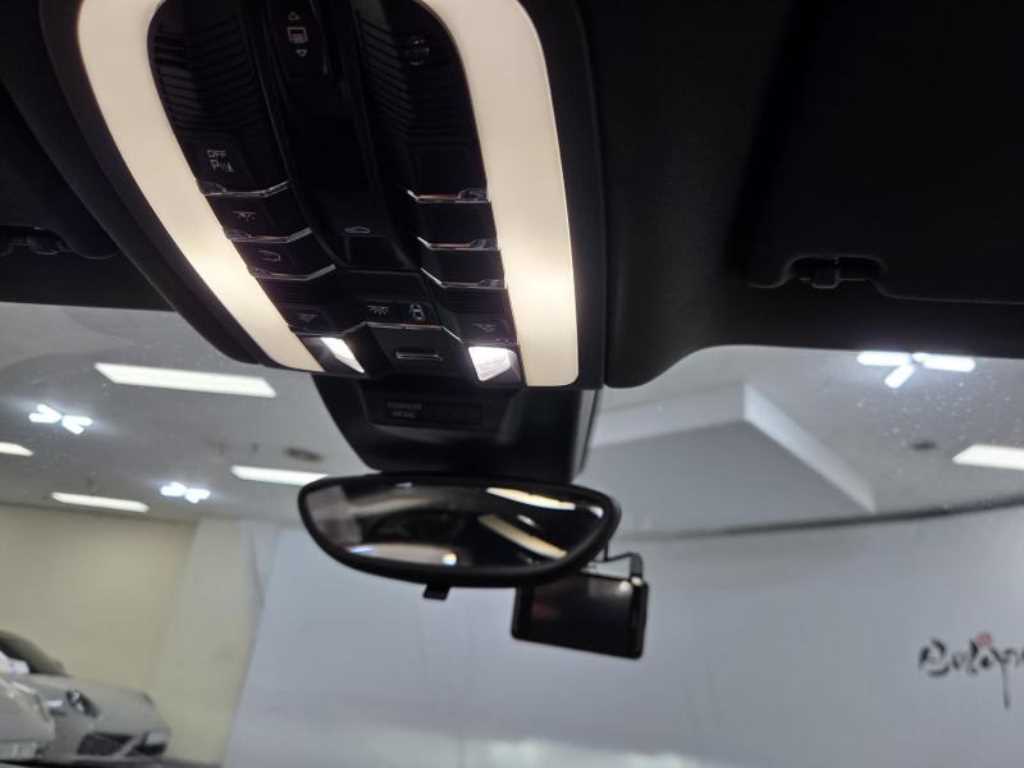 Porsche Macan 2018 - Importación desde Corea - HF Imports Iquique - Foto 19