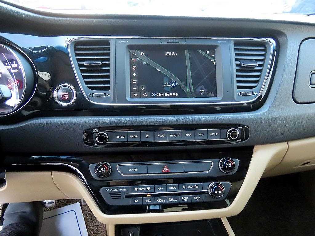 KIA Carnival 2019 Negro - Importación desde Corea - HF Imports Iquique - Foto 14