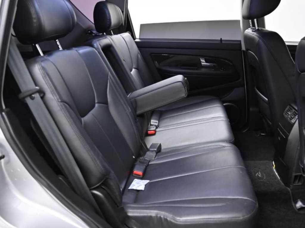 Ssangyong Rexton - Vista 12
