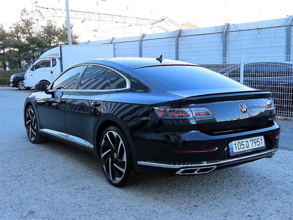 Volkswagen Arteon - Vista 4